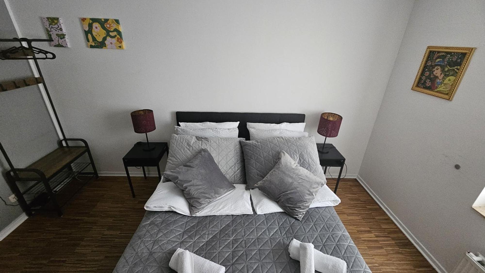 80 M2 Moderne Und Zentrale Wohnung In Hannover Mit Eigenem Parkplatz Hanôver Exterior foto
